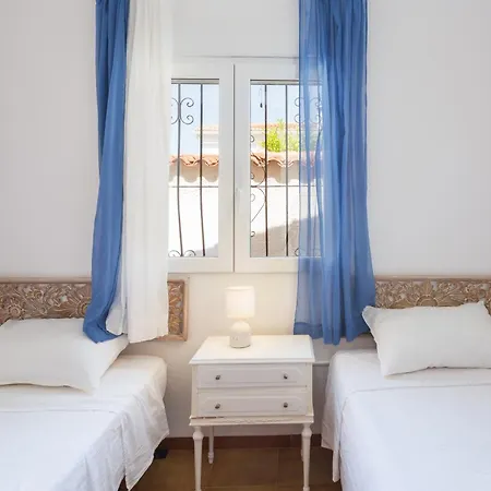 Casandra Villa Oliva