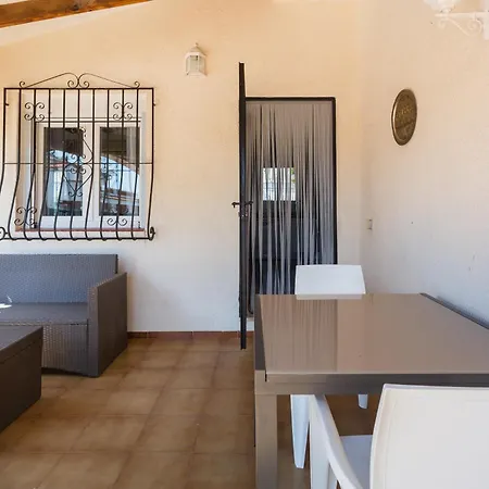 Casandra Villa Oliva